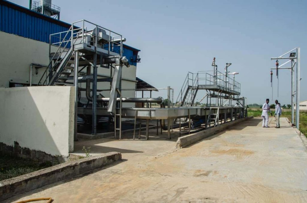 5 Employees Sue Dangote Flour Mill For 200 million Expressive Info