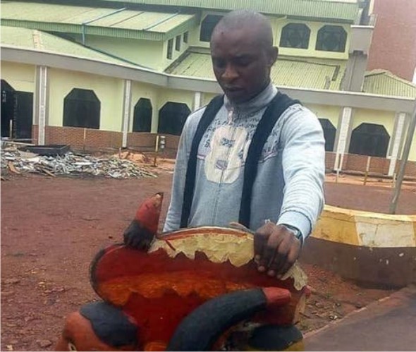 police arrest man for arresting a god in Nsukka