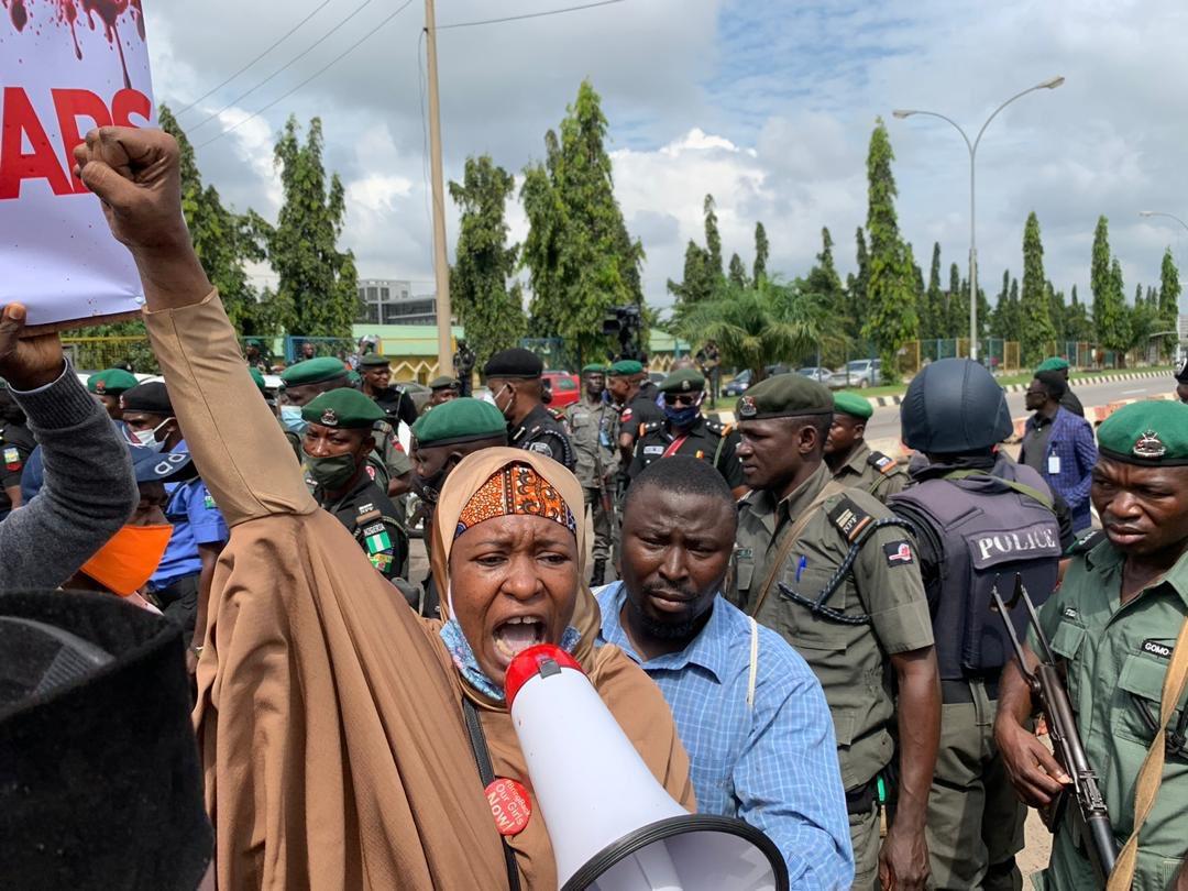 EndSARS: Aisha Yesufu feels proud Nigerian Youths are now saying 'Enough is  Enough' - Expressive Info